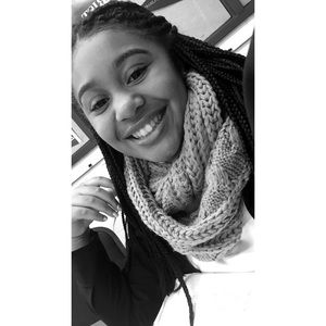 Meet your Posher, Shania