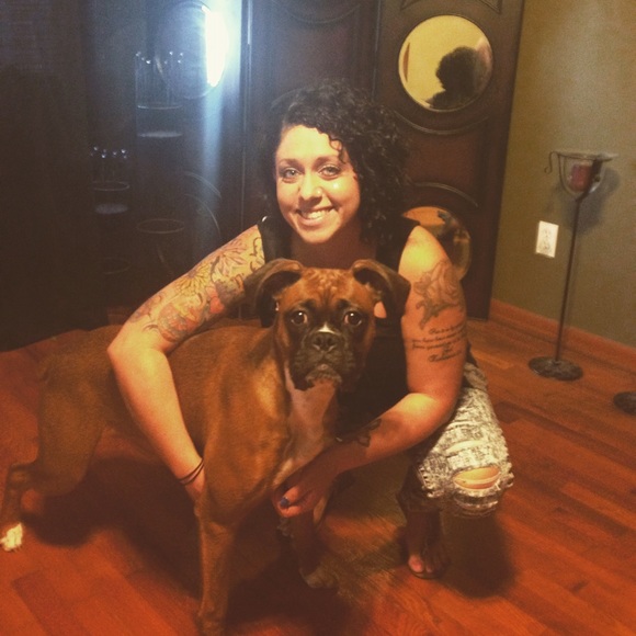 Meet your Posher, Liz - Picture 3 of 4