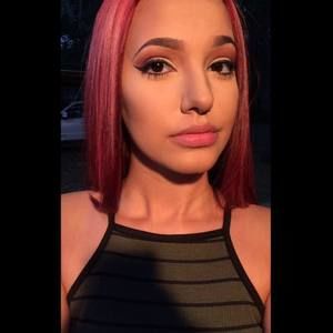 Meet your Posher, Crystal