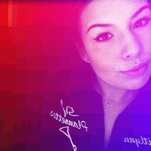 Meet your Posher, Kaitlynn