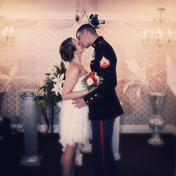 Meet your Posher, Hannah - Picture 1 of 1