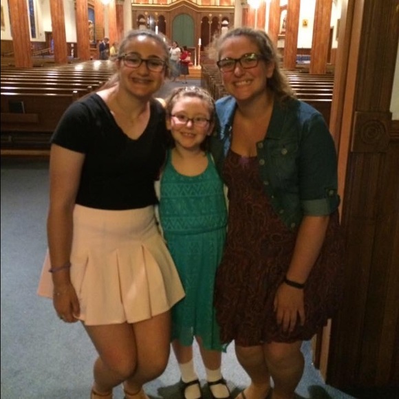 Meet your Posher, Vanessa - Picture 2 of 2