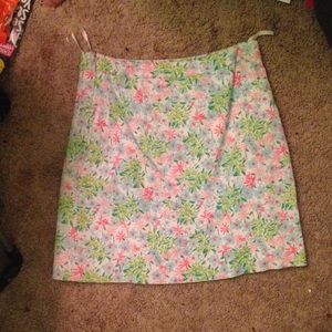 Lily Pulitzer skirt. Size 4!