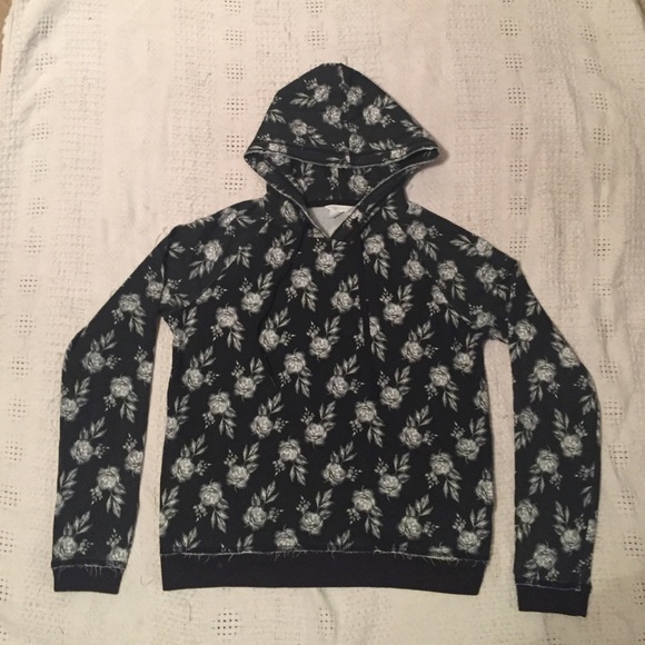 Aeropostale Black&White Rose Floral Hoody
