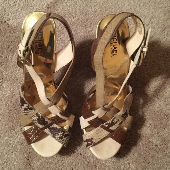 Michael Kors size 10 Gladiator heels - Picture 3 of 4