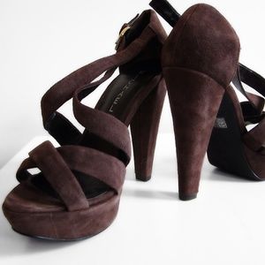 🌿MICHAEL Strappy Suede Heels🌿