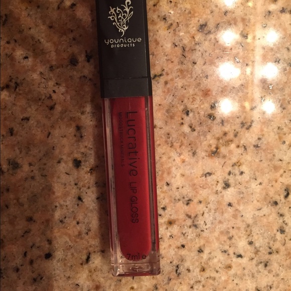 Lipgloss bundle 💋💄 - Picture 2 of 4