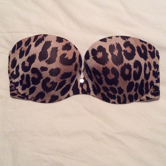 Victoria's Secret Very Sexy Strapless Bra - Print