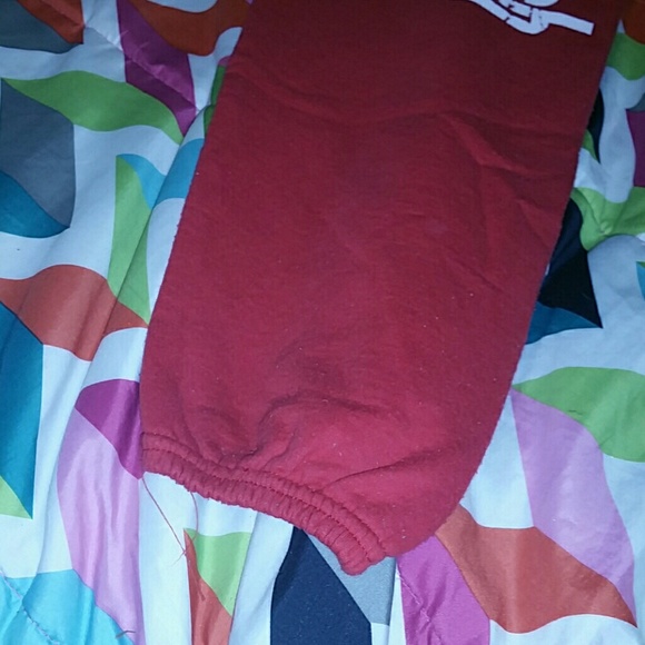 Red hampton beach sweat pants - Picture 2 of 3