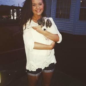 Meet your Posher, Abbi