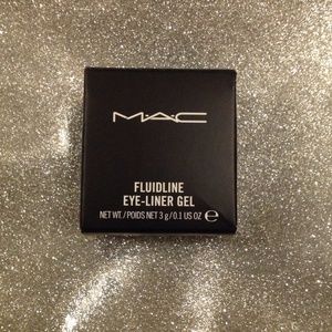 MAC Fluidline Eye Liner Gel BLACKTRACK