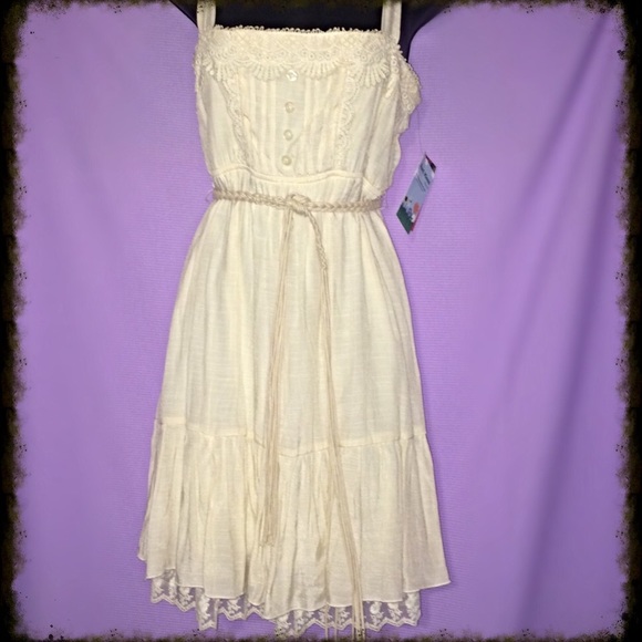 Maui Sun Dress Lace Detail