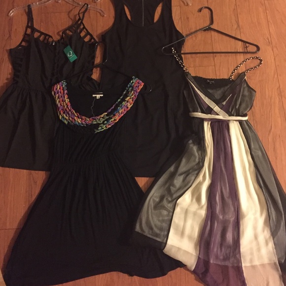 ⭐️SOLD⭐️  LOT of 4 black dresses