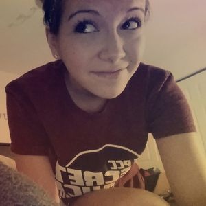 Meet your Posher, Alyssa