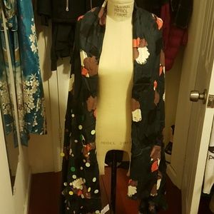 Essential Antwerp print pattern scarf/drape/wrap