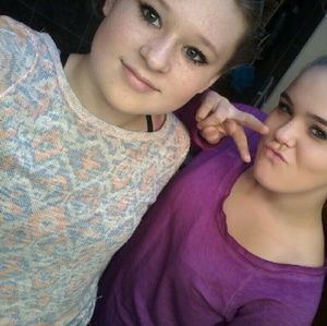 Meet your Posher, Ella