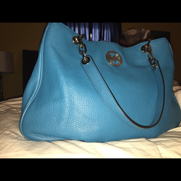 Beautiful Blue Michael Kors bag