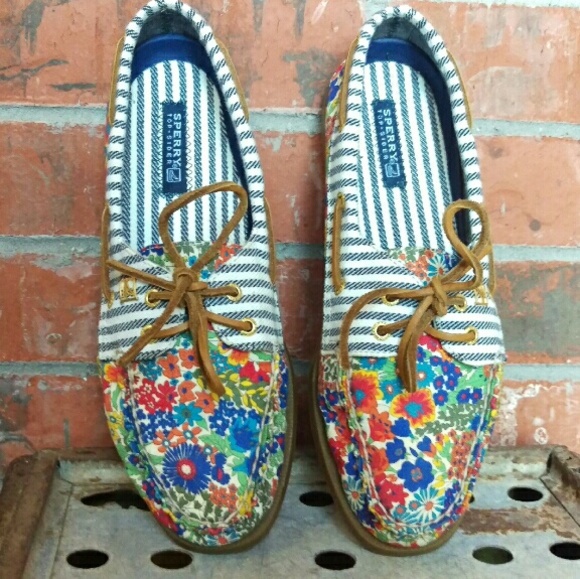 Women's Liberty Floral Canvas Top-Siders