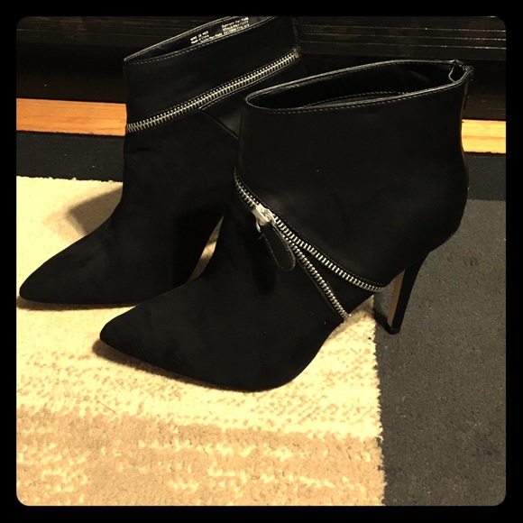 Rock & Republic bootie heels