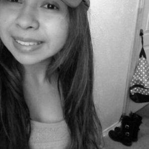 Meet your Posher, Mireya