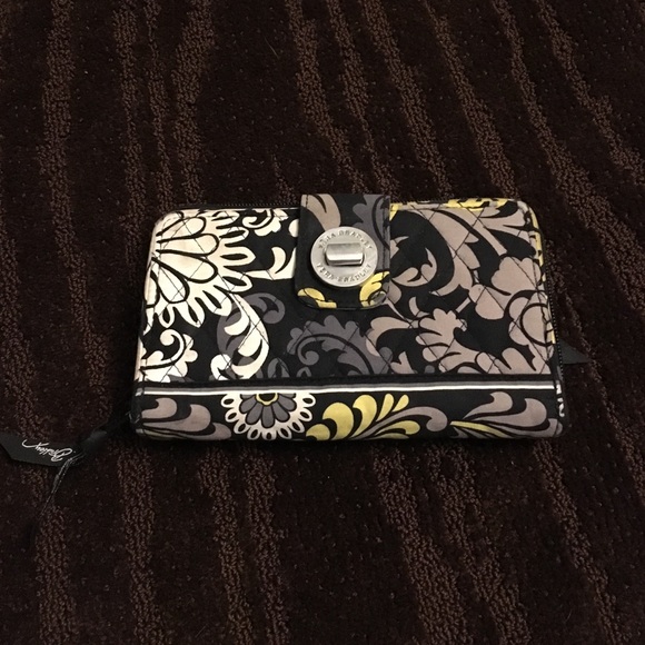 Vera Bradley wallet