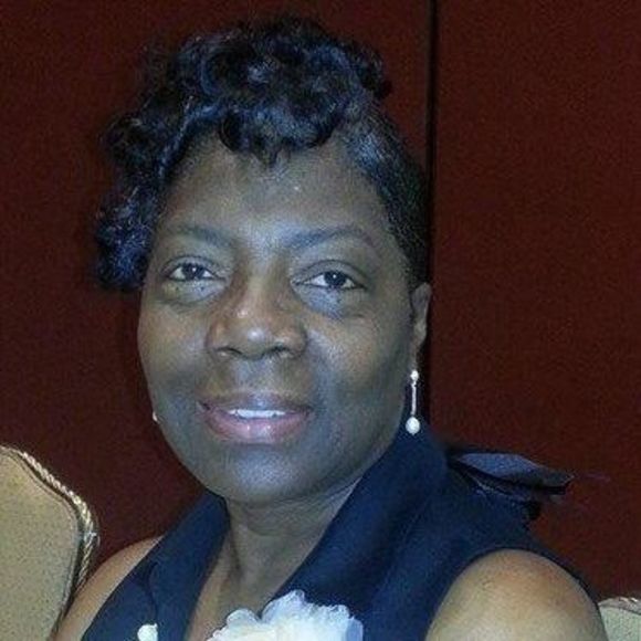 Meet your Posher, Deborah