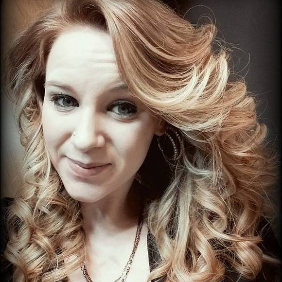 Meet your Posher, Riki - Picture 1 of 1