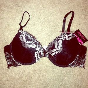 SALE!! Sexy black bra