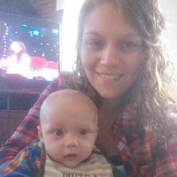 Meet your Posher, Kira