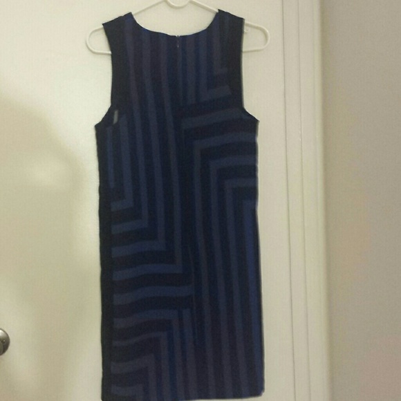 Blue and black abstract dress - Picture 2 of 3