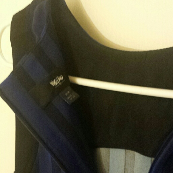Blue and black abstract dress - Picture 3 of 3