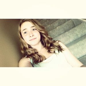 Meet your Posher, Madeline