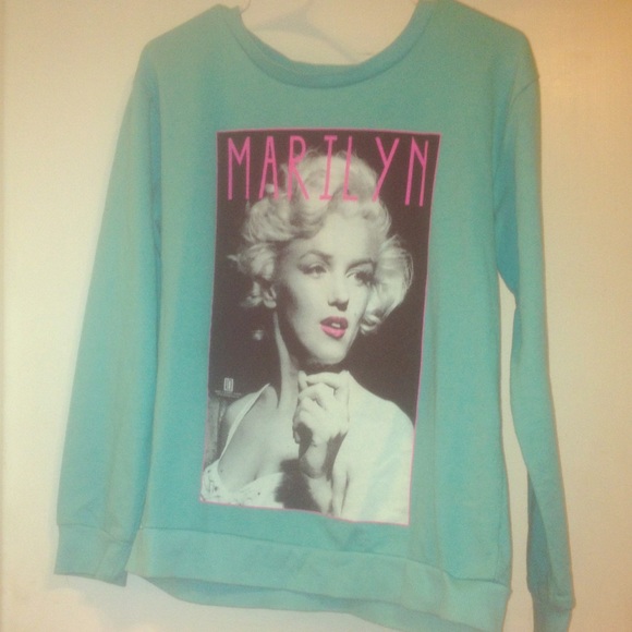 light blue long sleeve Marilyn Monroe shirt