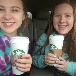 Meet your Posher, Aliza