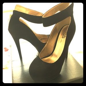 Size 8 Charlotte Russe high heel