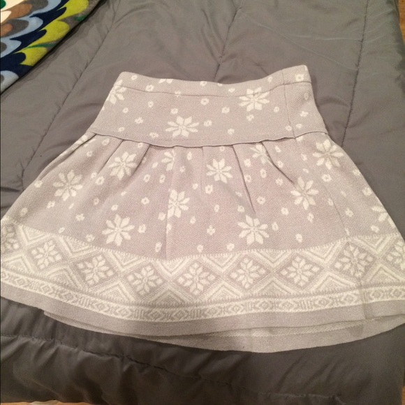 Skirt - Picture 1 of 1