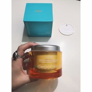 MOROCCANOIL BODY BUFF  AND BODY BAR SET
