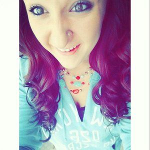 Meet your Posher, Kim