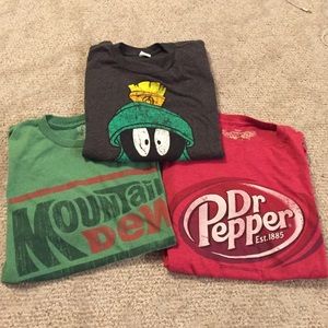 3 Graphic T-shirts