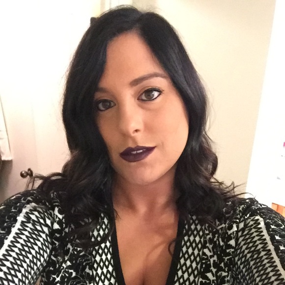 Meet your Posher, Rebecca