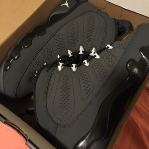 Jordan 9 RETRO