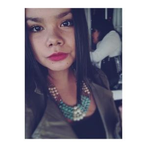 Meet your Posher, Luz andrea