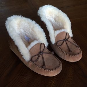 UGG Australia Alena Slipper Bootie Sz 8