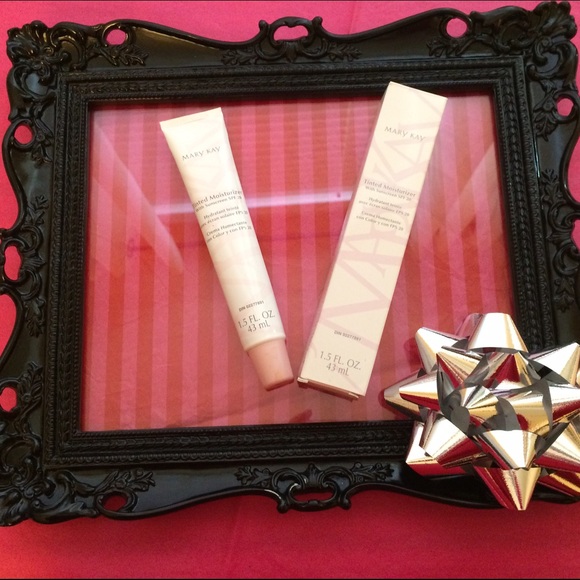Mary Kay Tinted Moisturizer w/ SPF 20