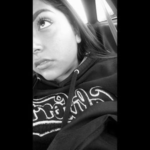 Meet your Posher, Yazmine