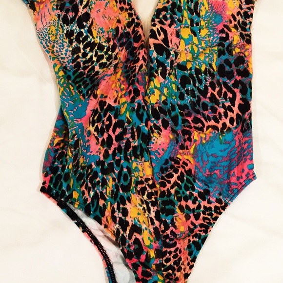 Tops - Comfortable and sexy bodysuit from Brazil