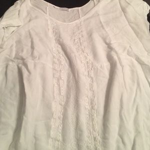 Women's cream colored shirt