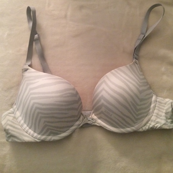 Victoria's Secret Pink push up bra