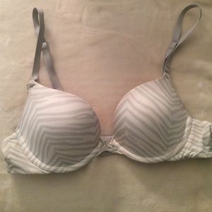 Victoria's Secret Pink push up bra
