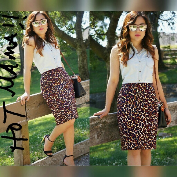 Chic Leopard Print Pencil Skirt